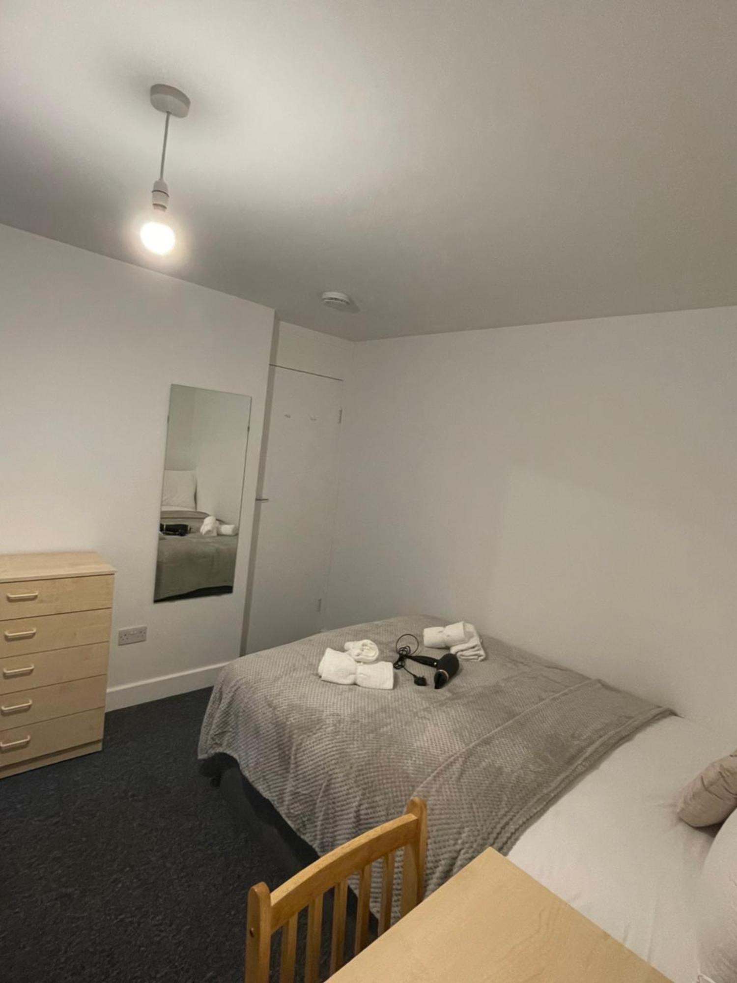 Lovely Triple And Quadruple Rooms In Euston & Square In Central London Ngoại thất bức ảnh